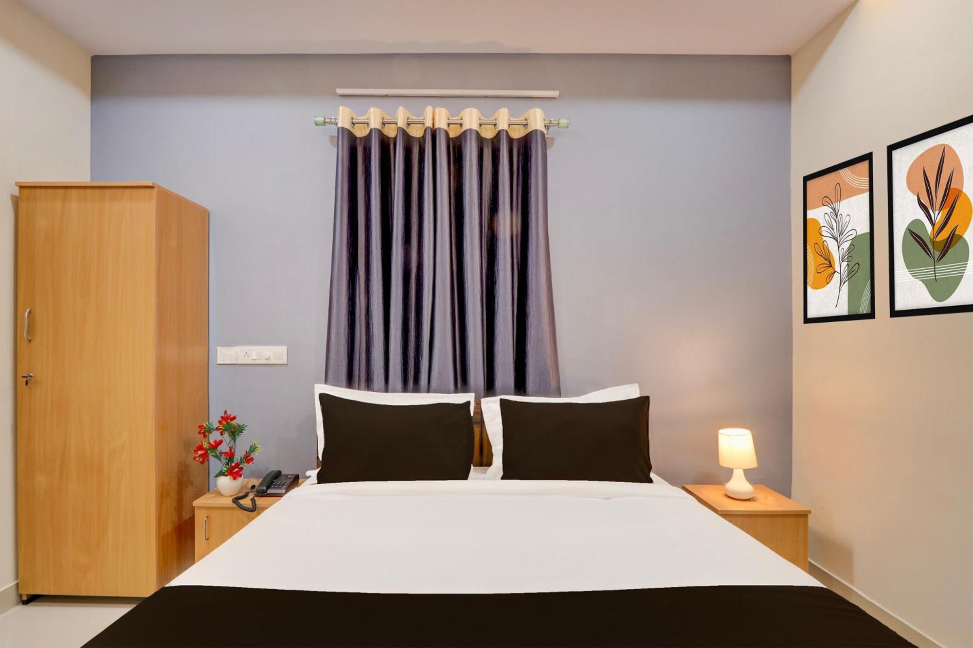 Super Townhouse Nanak Ram Guda Near Waverock Sez Hyderabad Eksteriør billede