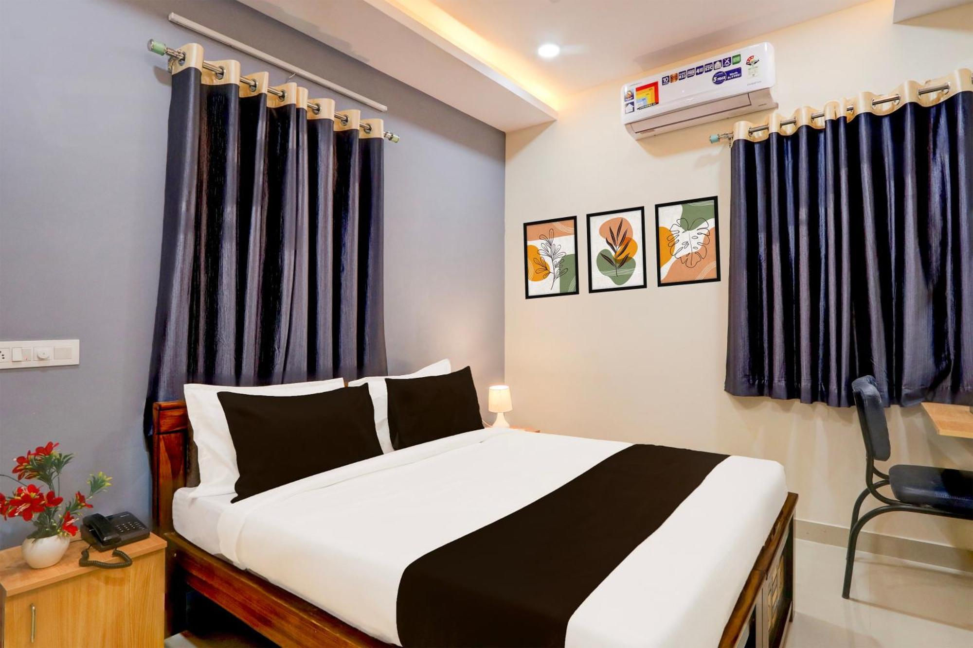 Super Townhouse Nanak Ram Guda Near Waverock Sez Hyderabad Eksteriør billede